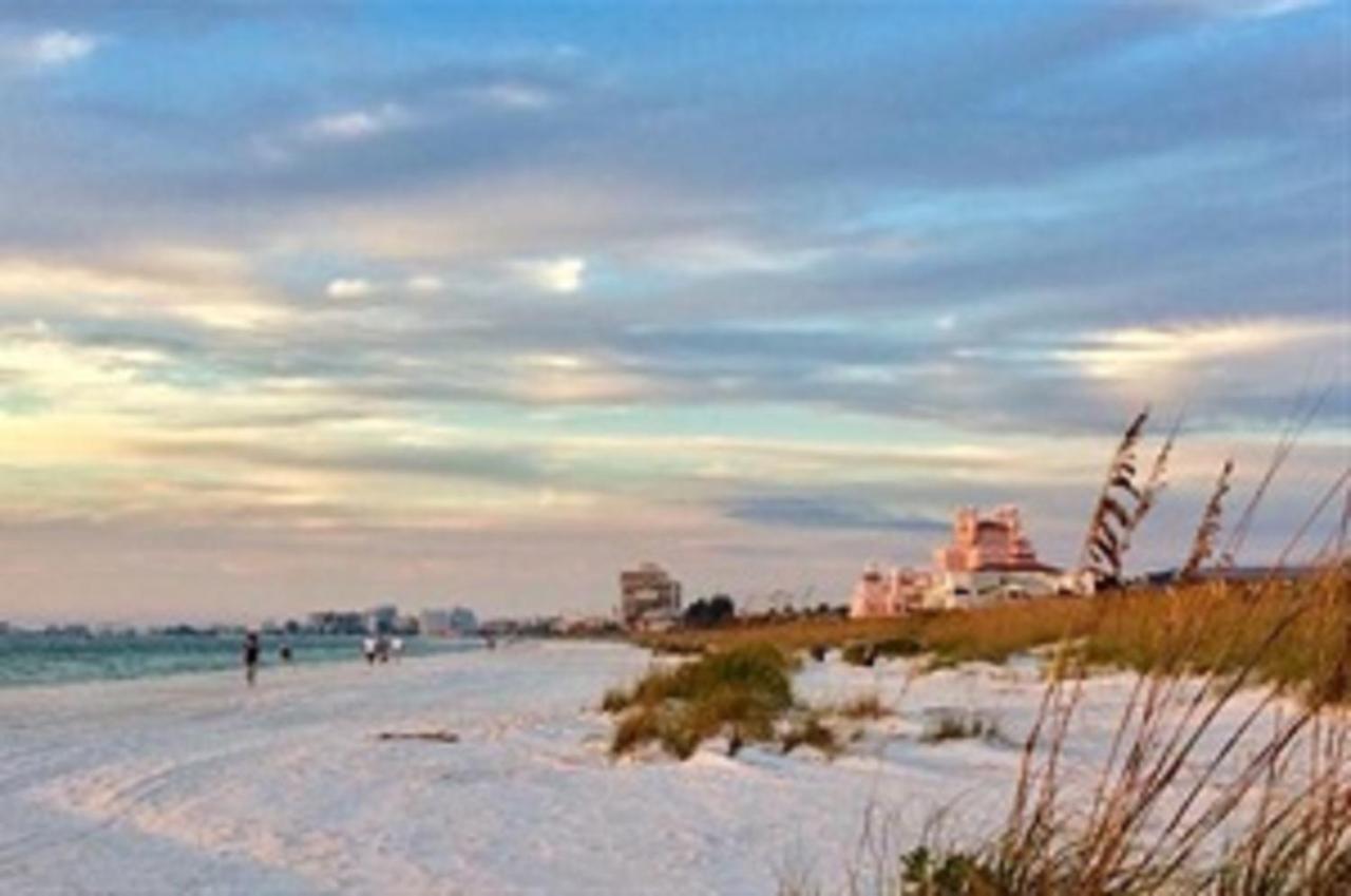PAG Beachhouse Rentals St. Pete Beach Exterior foto